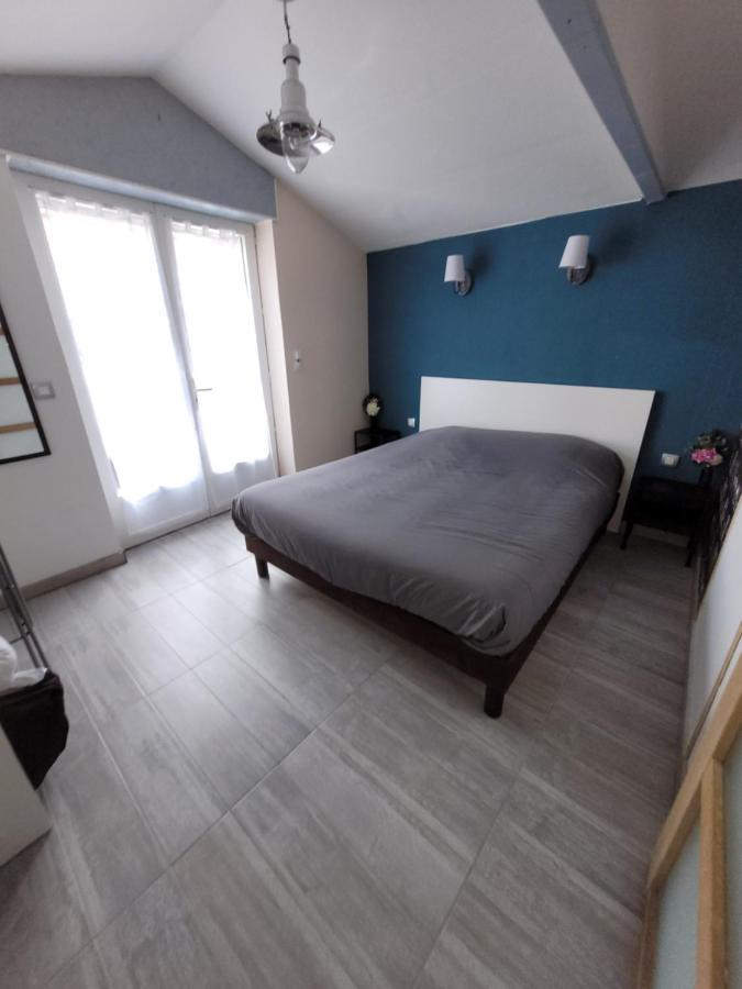 Beau Chalet 6 Personnes Avec Jacuzzi Tilly-sur-Seulles Exterior photo